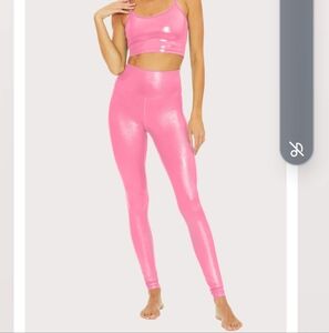 Beach Riot Sport Pink Shimmer Leggings!
